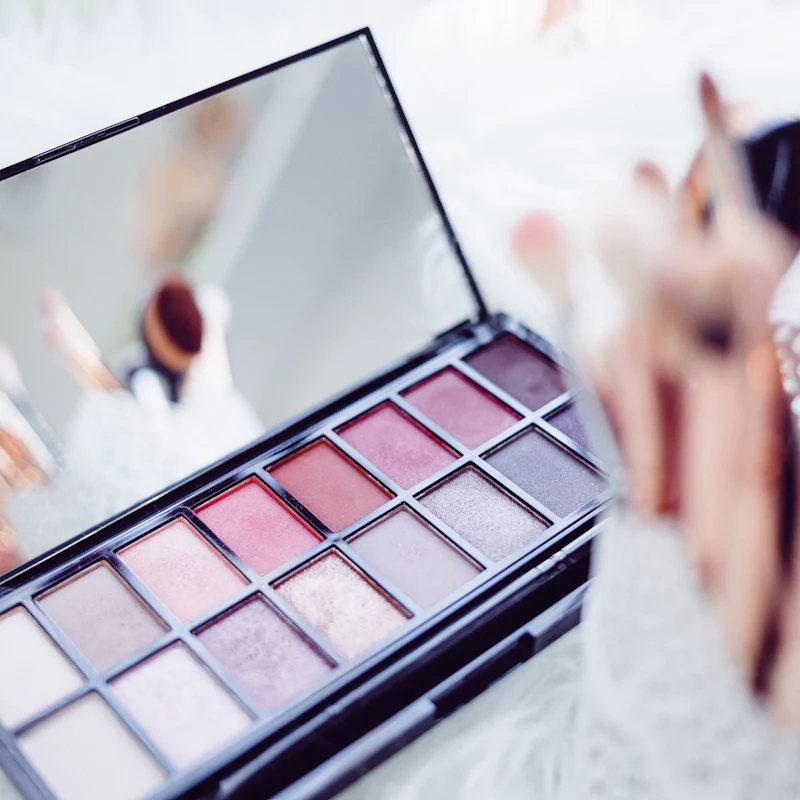 Pink eyeshadow palette